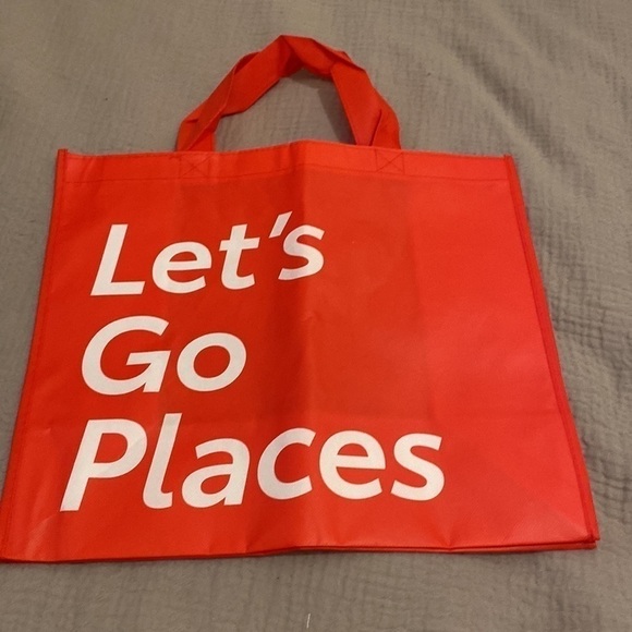 Lululemon athletica/ Sephora/ Athleta / Toyota . Set 4 reusable bag . New& used - Picture 9 of 11